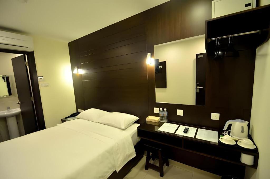 Cathay Hotel Kota Kinabalu Luaran gambar