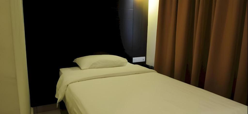 Cathay Hotel Kota Kinabalu Luaran gambar