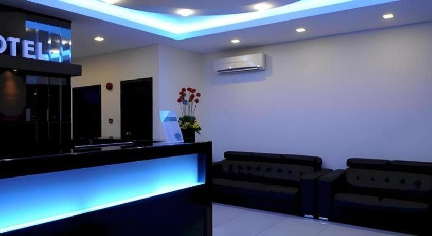 Cathay Hotel Kota Kinabalu Luaran gambar