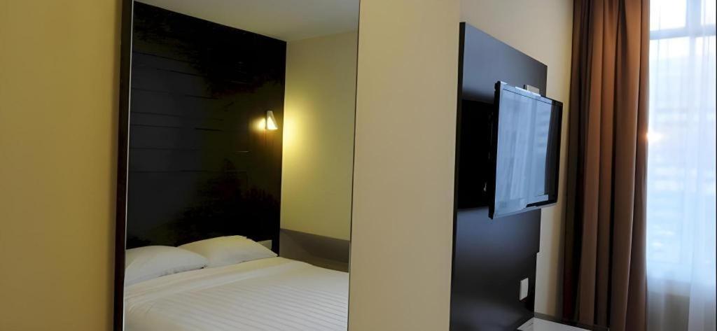 Cathay Hotel Kota Kinabalu Luaran gambar